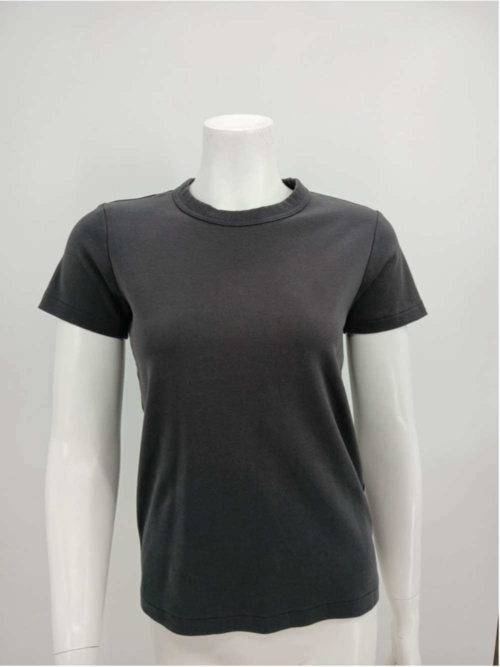 Women’s - Uniqlo Gray Crewneck T-Shirt – Size Small – Minimalist Essential